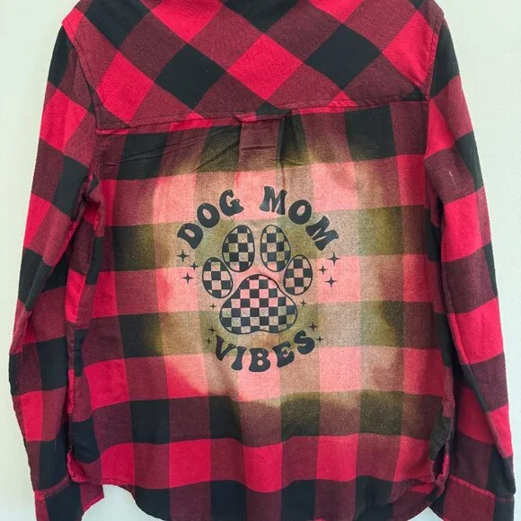 Arizona Flannel - Upcycled Dog Mom Vibes Transfer - Picture 1 of 3
